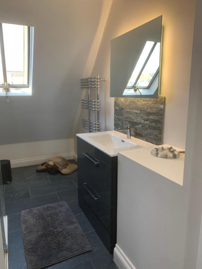 Penthouse Suite, Sea View, Close To Shops, Beach And Train St Leonards-on-Sea Ngoại thất bức ảnh