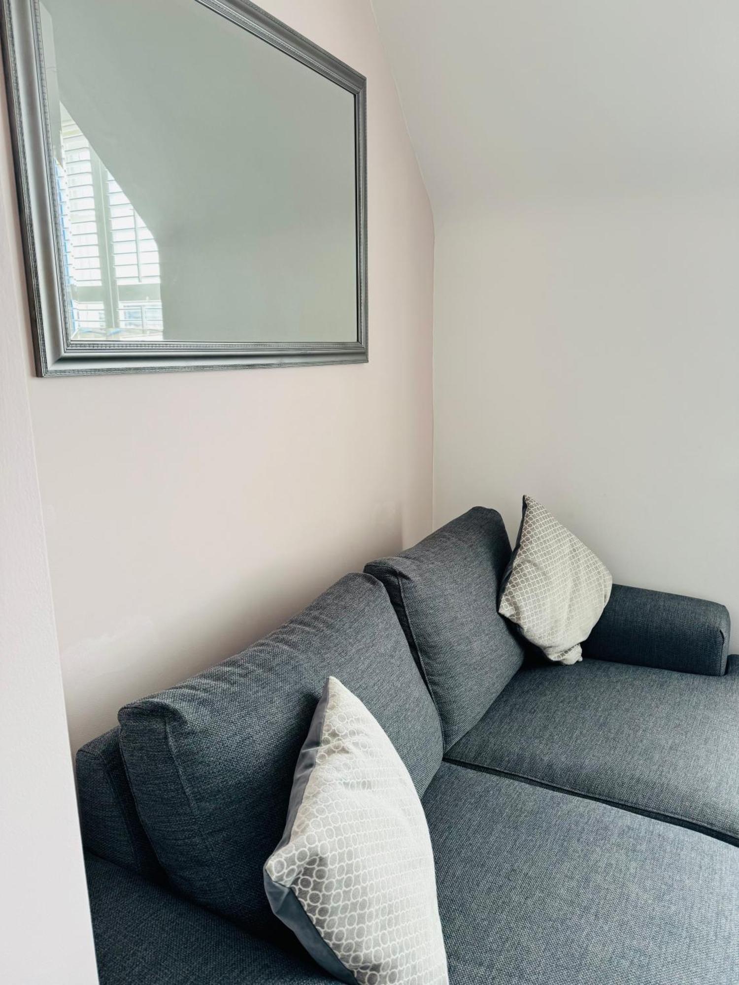 Penthouse Suite, Sea View, Close To Shops, Beach And Train St Leonards-on-Sea Ngoại thất bức ảnh