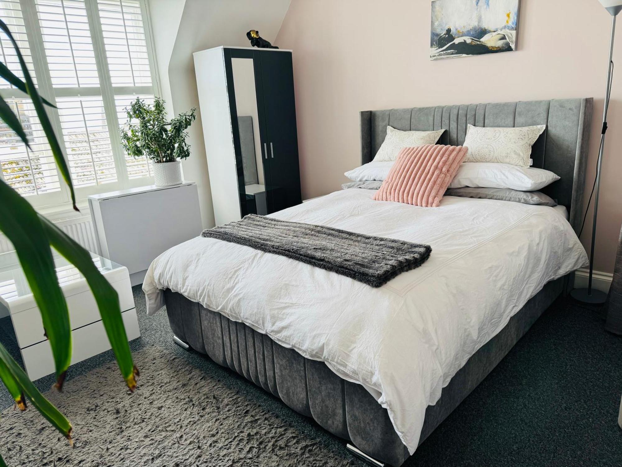 Penthouse Suite, Sea View, Close To Shops, Beach And Train St Leonards-on-Sea Ngoại thất bức ảnh